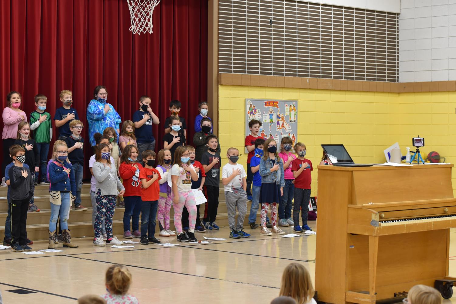 2nd+Graders+Help+Celebrate+Veterans+Day+with+a+Concert