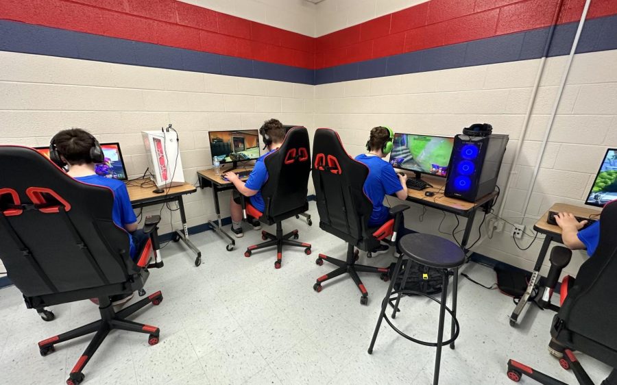 West Branch eSports District Two players playing Overwatch 2 on Media Day.