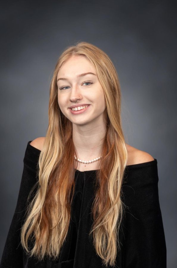 The senior formal portrait of Kaylee Wills, Class of 2023.