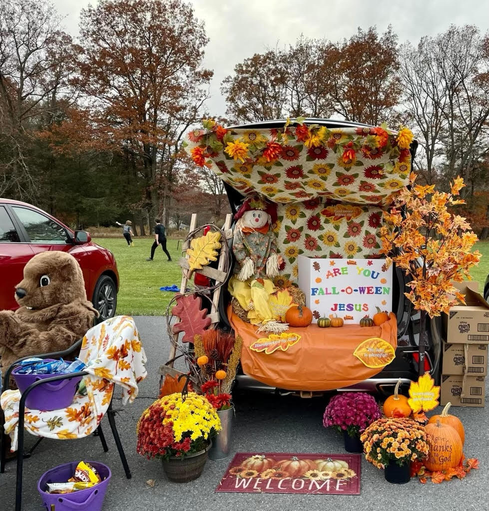 A+decorated+trunk+from+last+years+trunk+or+treat+at+the+Gethsemane.+