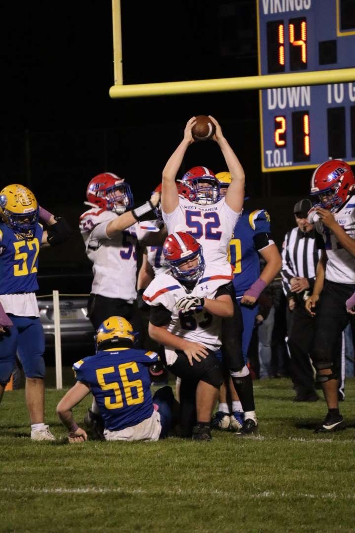 Max Gibson catches the ball during the game against Glendale.